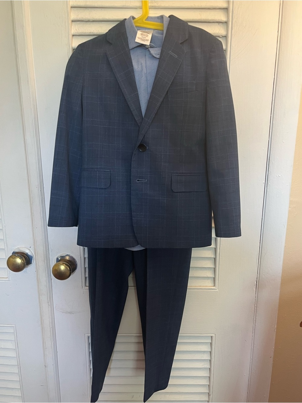 Calvin Klein Boys' Size 7 Blue Suit 3-Piece Set. Great Condition Worn Once